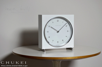 maxbill_table_clock_00.jpg