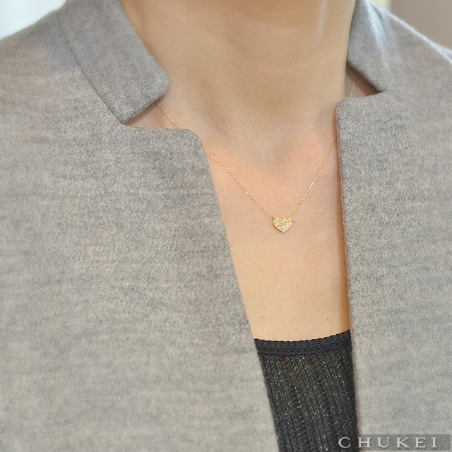 定番ハートと永遠の愛を意味するサークル モチーフのダイヤモンド ネックレス。 | 中慶時計店のブログ