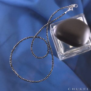 ブラックダイヤネックレス